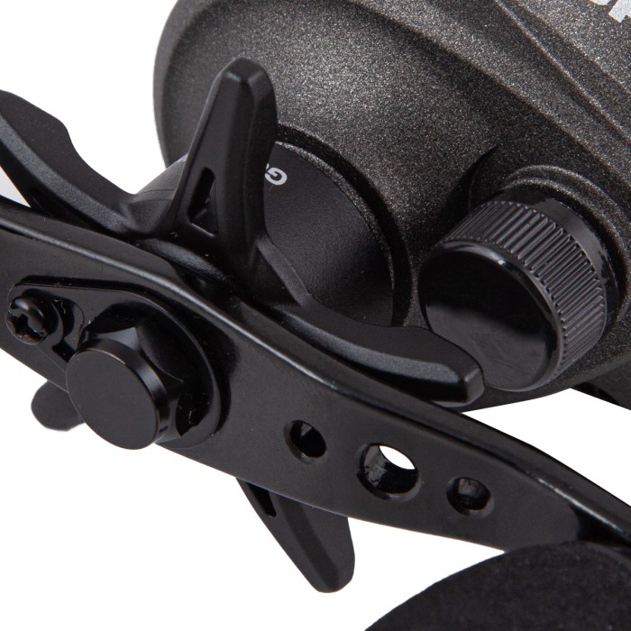 Okuma Jaw Bait Casting Reel Close Up 3