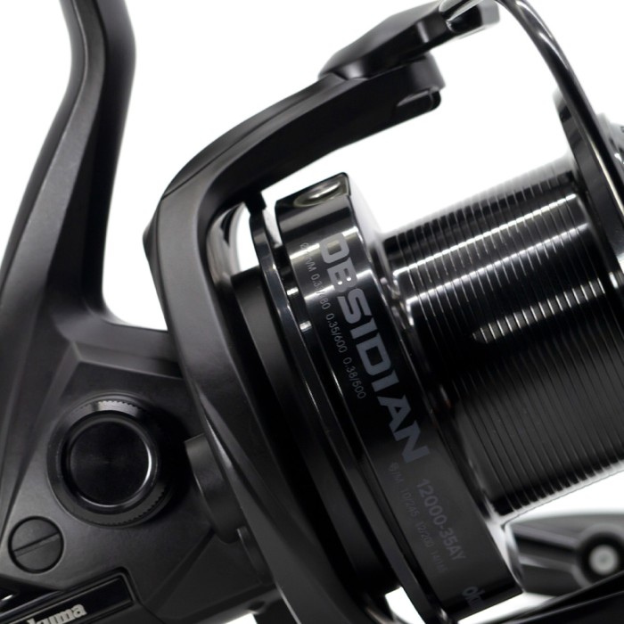 Okuma Obsidian Carp Reel + Spare Spool 1