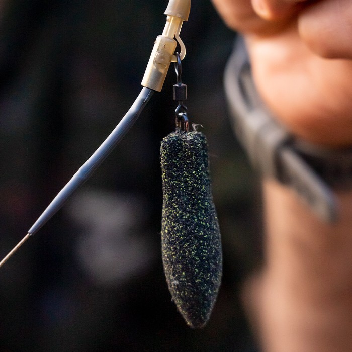 OMC Arra Fishing Lead Close Up In Use