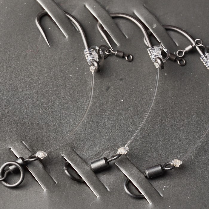 OMC Meta Chods Away Fishing Rig Short Close Up 2