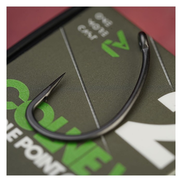 OMC Colne V Needle Point Curve Hooks Barbed Close Up 1