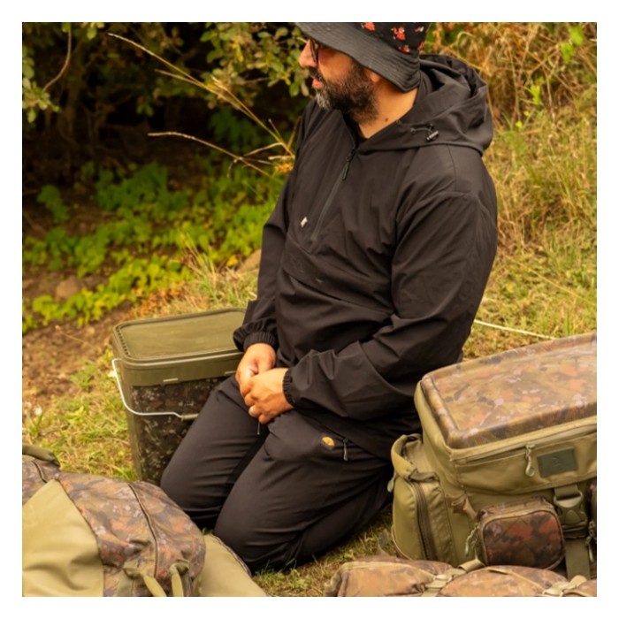 OMC Date Knight Lightweight Tracksuit Bottoms