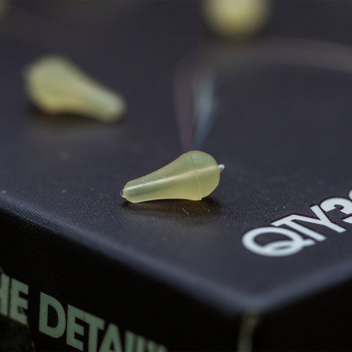 OMC Dazzlers Mago White Long Distance Fishing Hook Bead Close Up 1