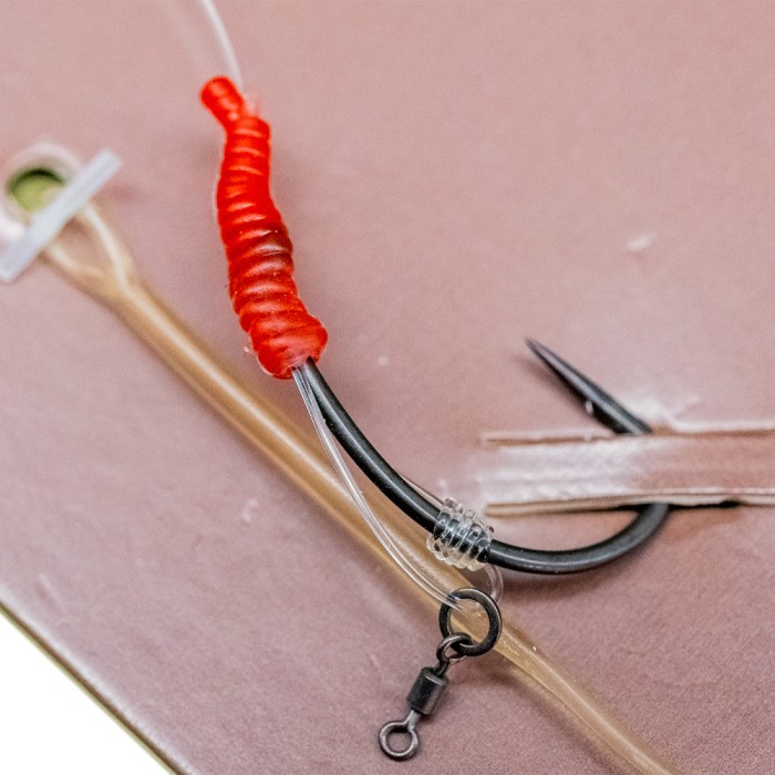 OMC Meta All-In-1 Rig Fuzed Fishing Leader Lead Clip D-Rig Close Up 2