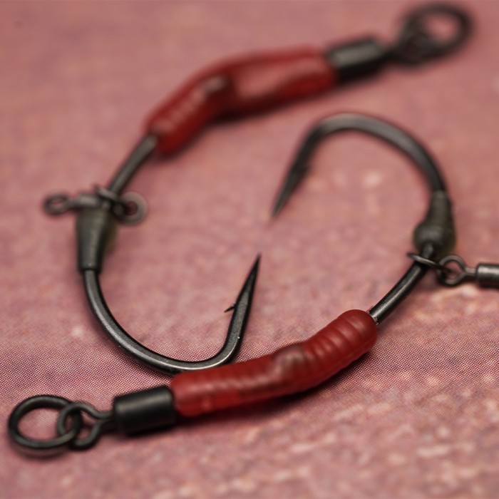 OMC Meta Ronni Boy Fishing Rigs Close Up 2