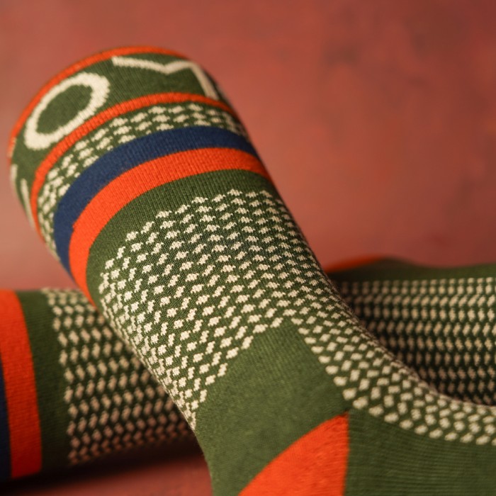 OMC Spotted EEL Bamboo Stripe Socks 5