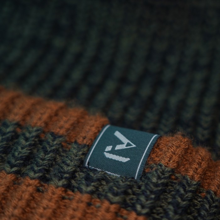 OMC The Weedy Barnet Beanie Close Up 5