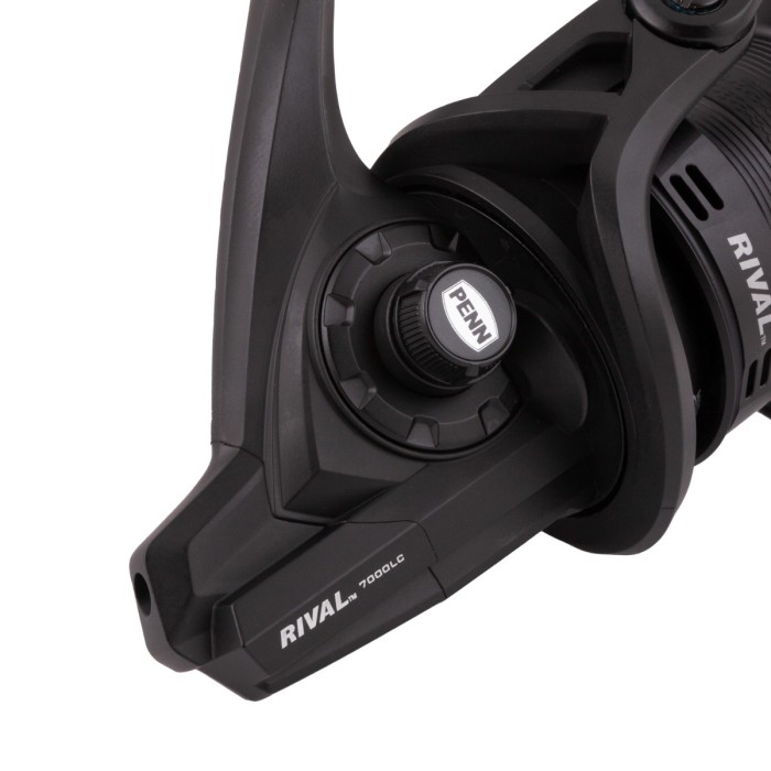Penn Rival Longcast Black Reel Close Up 3