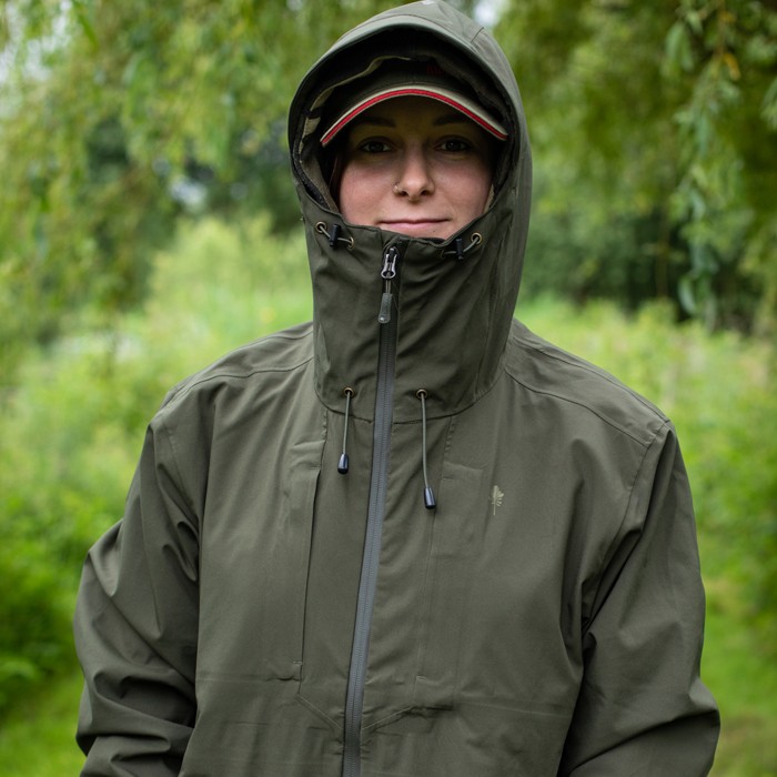 Pinewood Telluz Fishing Jacket Moss Green In Use 3