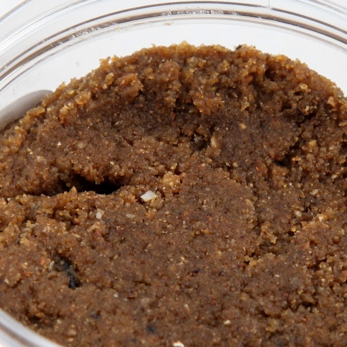 Proper Carp Baits Black Seal Paste 200g Close Up