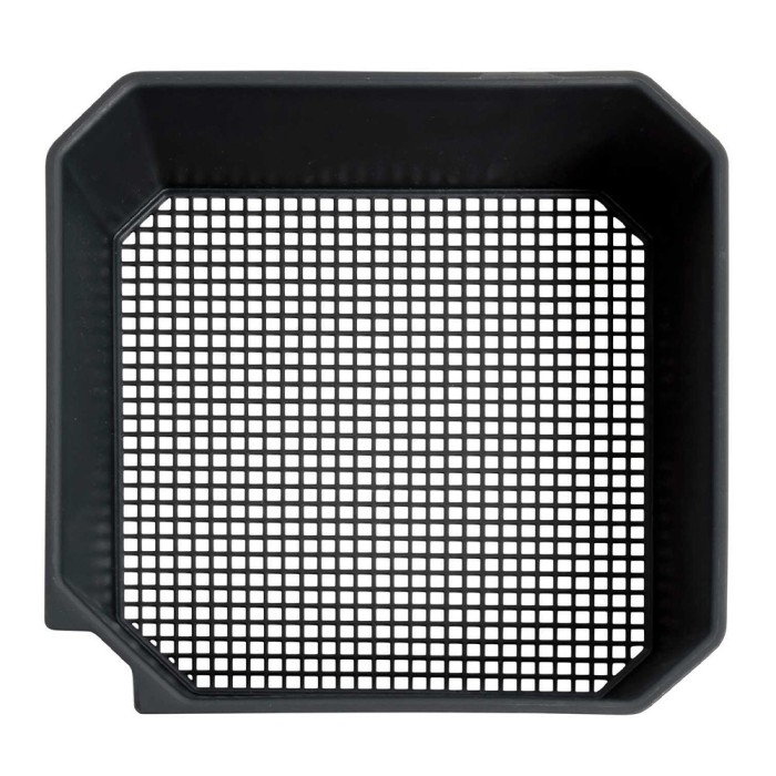 Preston 2 Pint Maggot Riddle 1