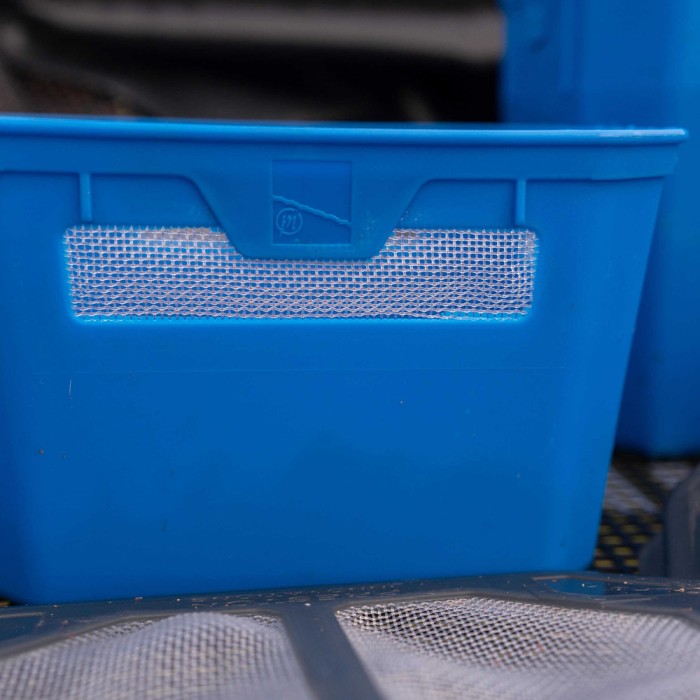 Preston 3 Pint Venta Window Tub 5