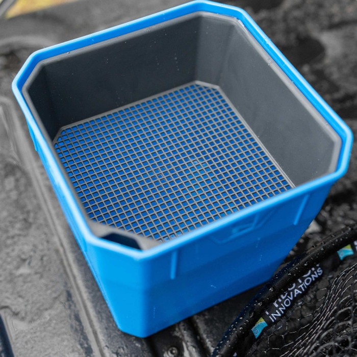 Preston 4 Pint Bait Tub 1