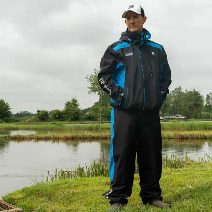 Preston DF Ultra Suit Close Up In Use 2