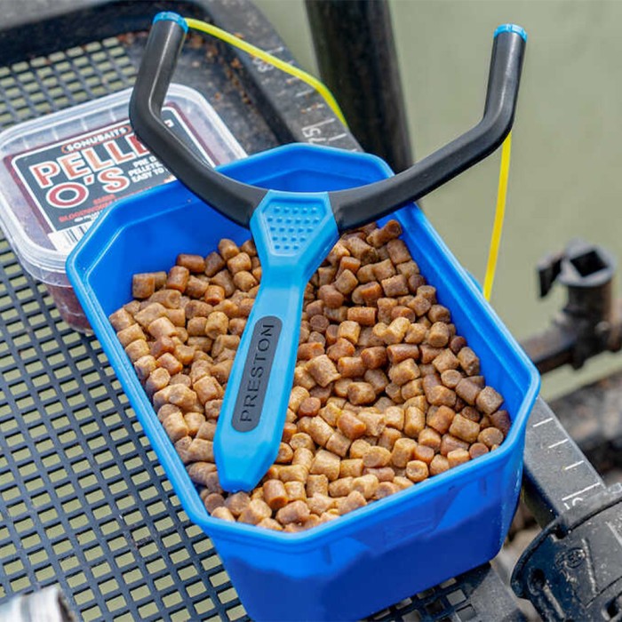 Preston Dura Slip Fishing Catapult Light/Medium 2