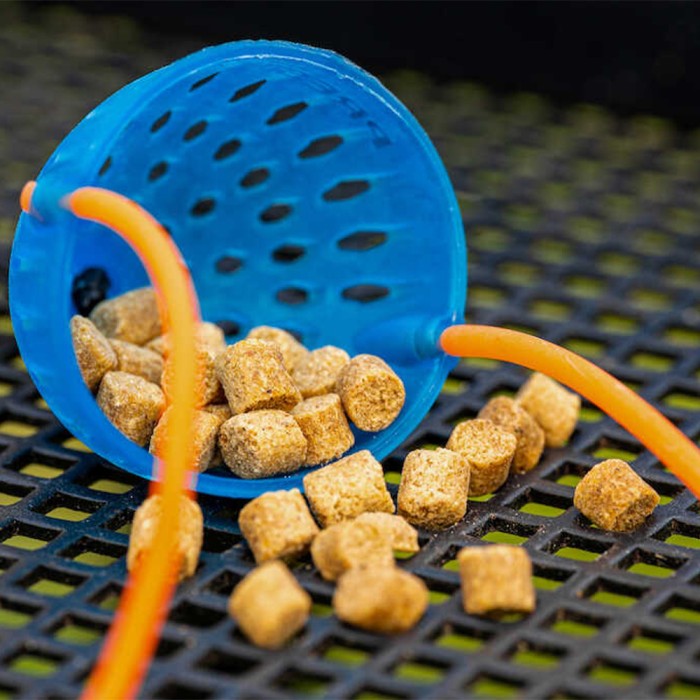 Preston Dura Slip Fishing Catapult Medium/Heavy Close Up 3