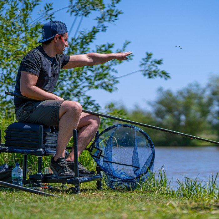 Preston Edge Monster 10m Margin Pole in Use 3
