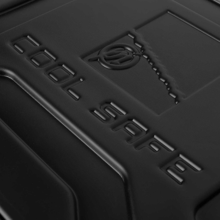 Preston Hardcase Cool Safe Close Up 1