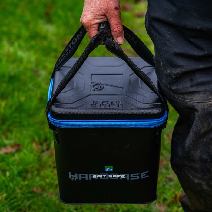 Preston Hardcase Bait Safe Close Up 5