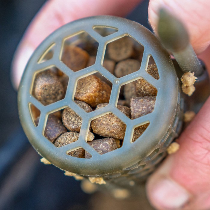 Preston ICS Bait Up Fishing Feeder In Use 6