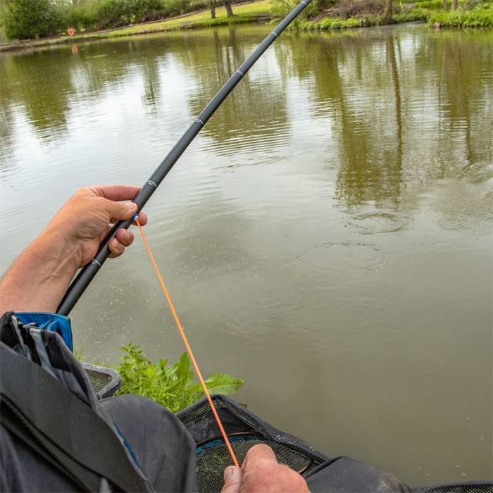 Preston XL Pole Fishing Roller Pulla Bush In Use 4