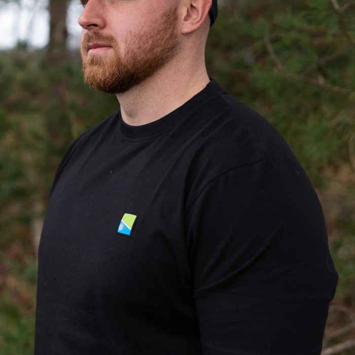 Preston Lightweight Black T-Shirt In Use 2