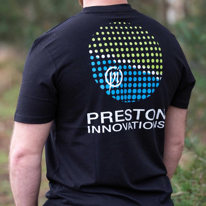 Preston Lightweight Black T-Shirt In Use 3