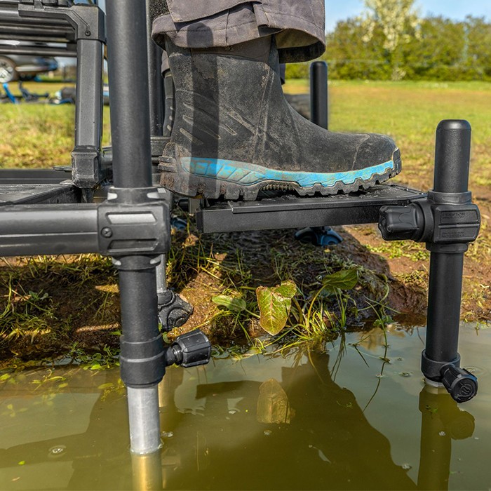 Preston Offbox Side Foot Rest In Use 4