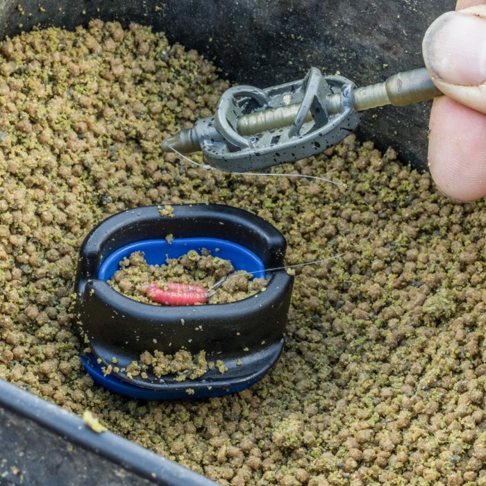 Preston Quick Release Fishing Method Mould In Use 2