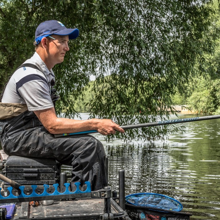 Preston Response System Whip 8m in use