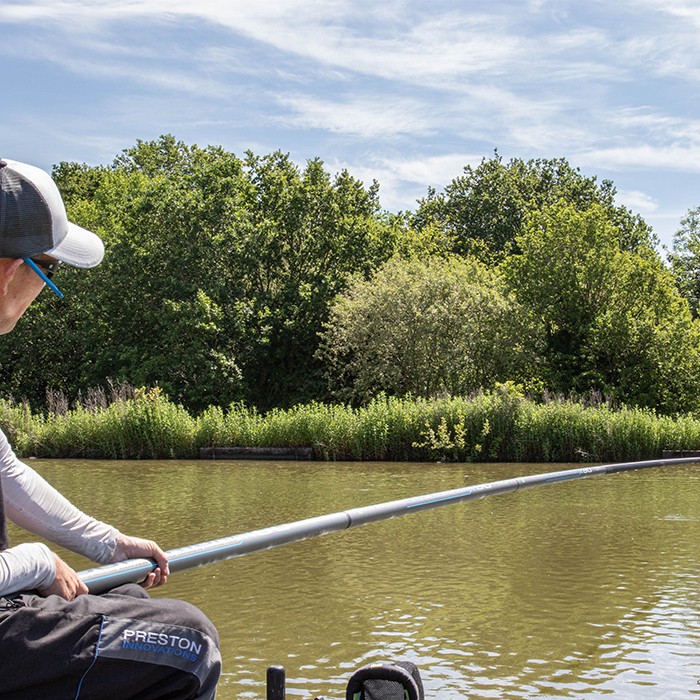 Preston Superium X90 16m Pole In Use 4