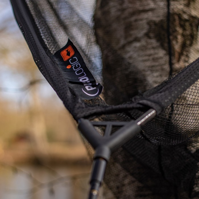 Prologic Classic Carbon Landing Net Lifestyle  2