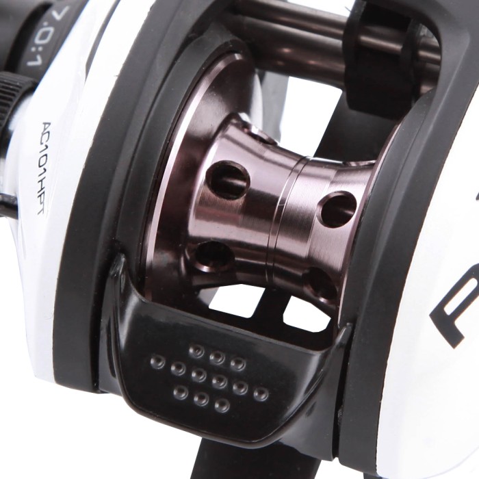 Quantum Accurist PT LH Wind Reel Close Up
