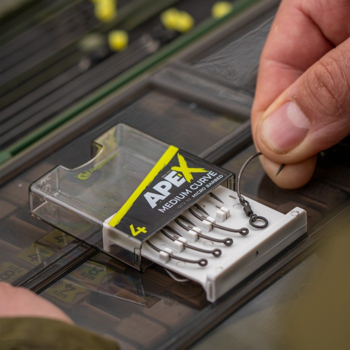 RidgeMonkey Ape-X Medium Curve Hooks Barbed In Use