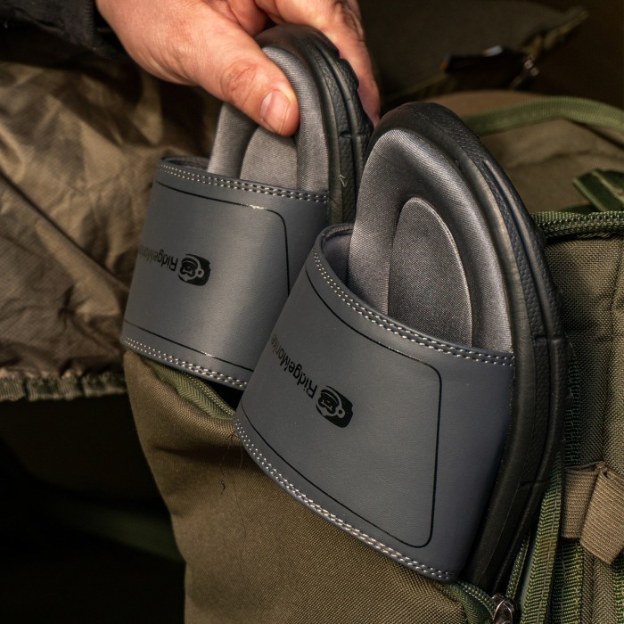 RidgeMonkey APEarel Dropback Sliders Grey 2