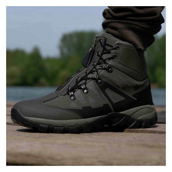 RidgeMonkey APEarel QuickZip All-Weather Boots In Use 1