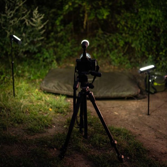 RidgeMonkey Camera Accessory Bracket In Use 1