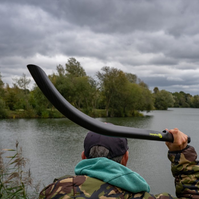 RidgeMonkey Carbon Throwing Stick Matte Edition In Use