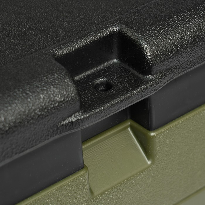 RidgeMonkey Compact CoolaBox 50L Close Up 3