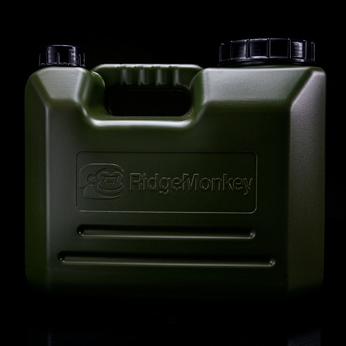 RidgeMonkey Heavy Duty Fishing Water Carrier On Black