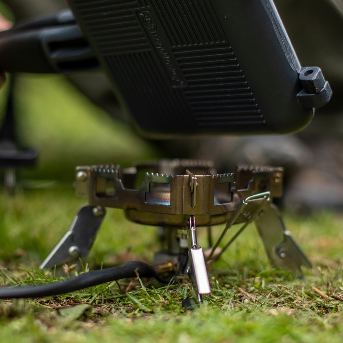 RidgeMonkey Fishing Quad Stove Pro Mini In Use 3
