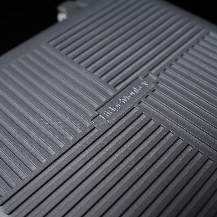 RidgeMonkey The Classic Deep Fill Sandwich Fishing Toaster inc Utensils Close Up Graphics