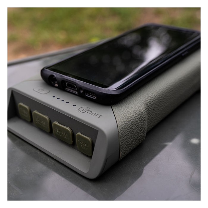 RidgeMonkey Vault C-Smart Wireless 26950mAh lifestyle