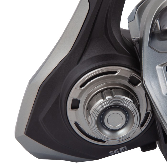 Savage Gear SG4 FD Reel Close Up 2