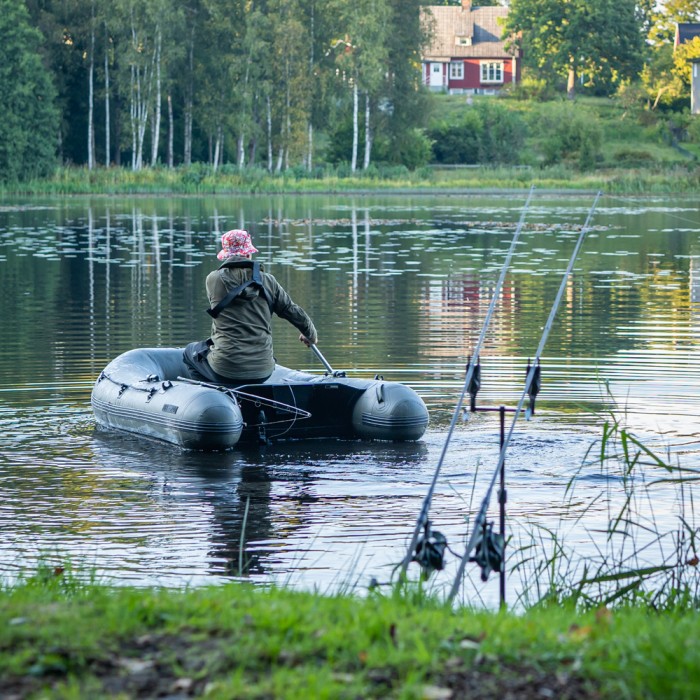 Nash Scope Shrink Handle Fishing Rod In Use 10
