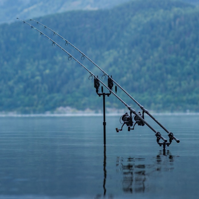 Nash Scope Shrink Handle Fishing Rod In Use 12