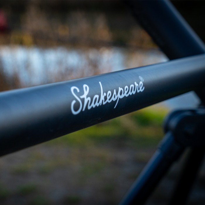 Shakespeare Superteam Pole In Use  5