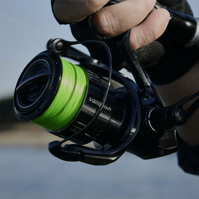Shimano Vanquish FB Reel close up