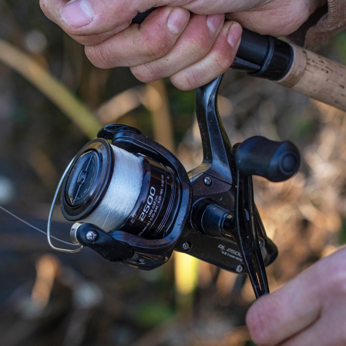 Shimano Baitrunner DL Reel fb 2500 In Action