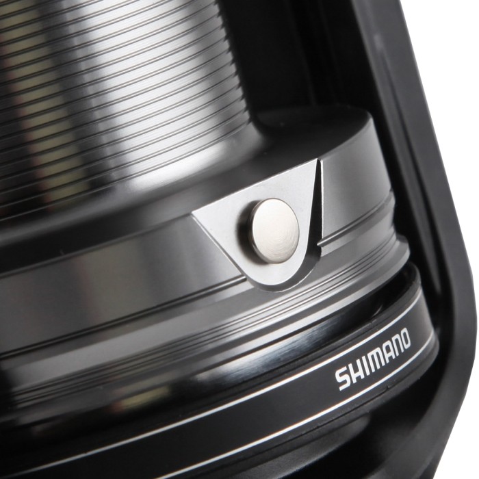 Shimano Beastmaster XB Reel Close Up 1